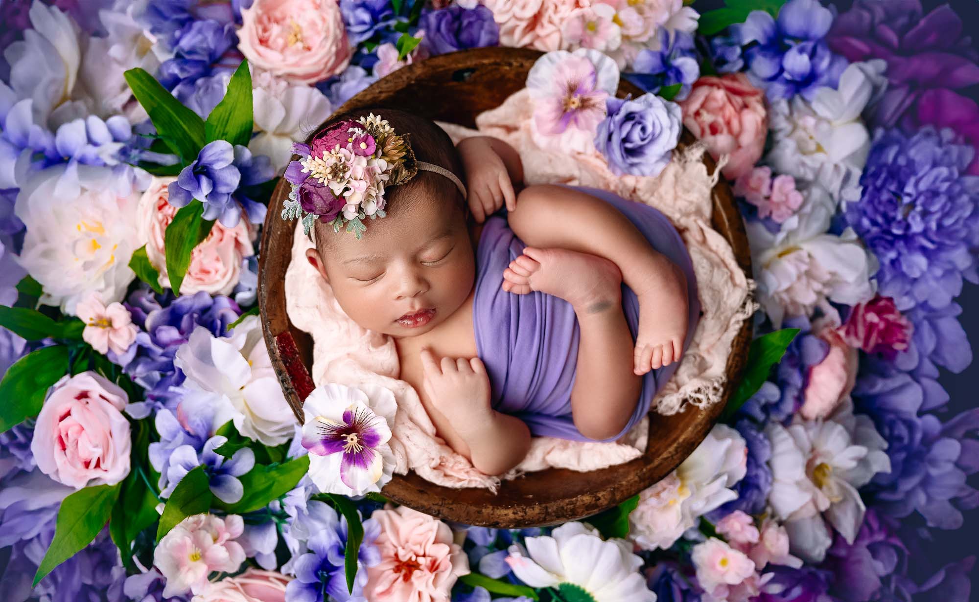 Grey_Lace_Photography_Newborn_Girl_Floral_Bowl_North_Texas